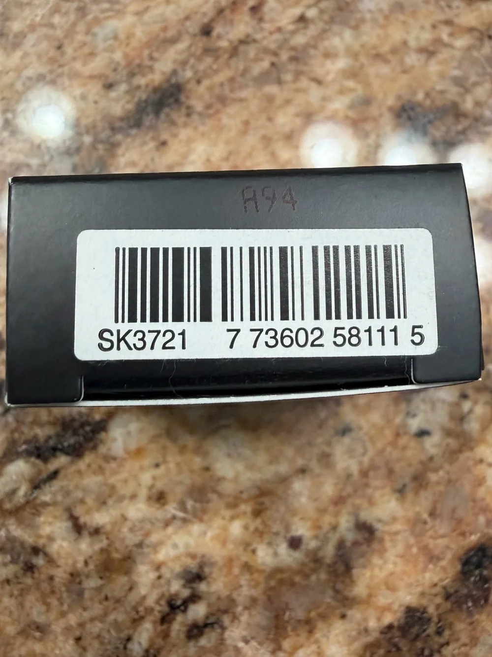 MAC Cosmetics Powder Kiss Soft Matte Eyeshadow - It’s Vintage